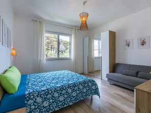 1 bedroom, internet