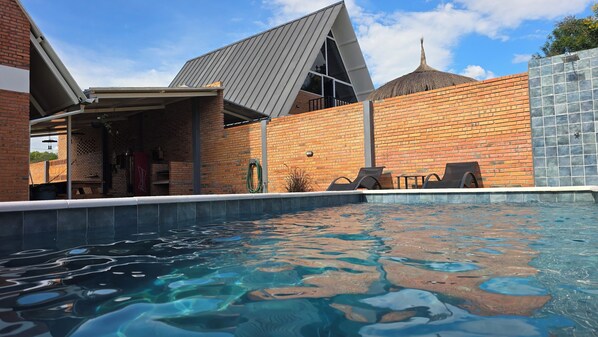 Udendørs pool