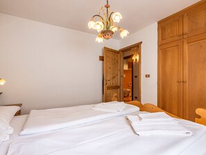 2 bedrooms, internet