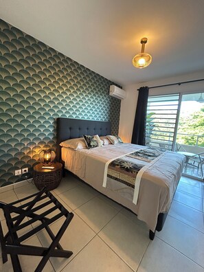 1 habitación, tabla de planchar con plancha, wifi y ropa de cama