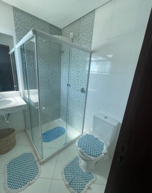 Dusche, Toilettenpapier