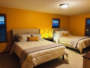 4 chambres, fer et planche à repasser, Wi-Fi gratuit, draps fournis