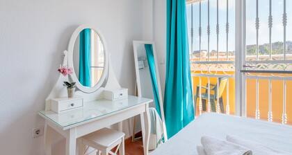 Apartment 'Pretty Bungalow' with Mountain View, Wi-Fi and Air Conditioning