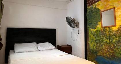 Casa Caballito 1BR, AC + Garage, Near Cathedral