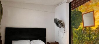 Casa Caballito 1BR, AC + Garage, Near Cathedral