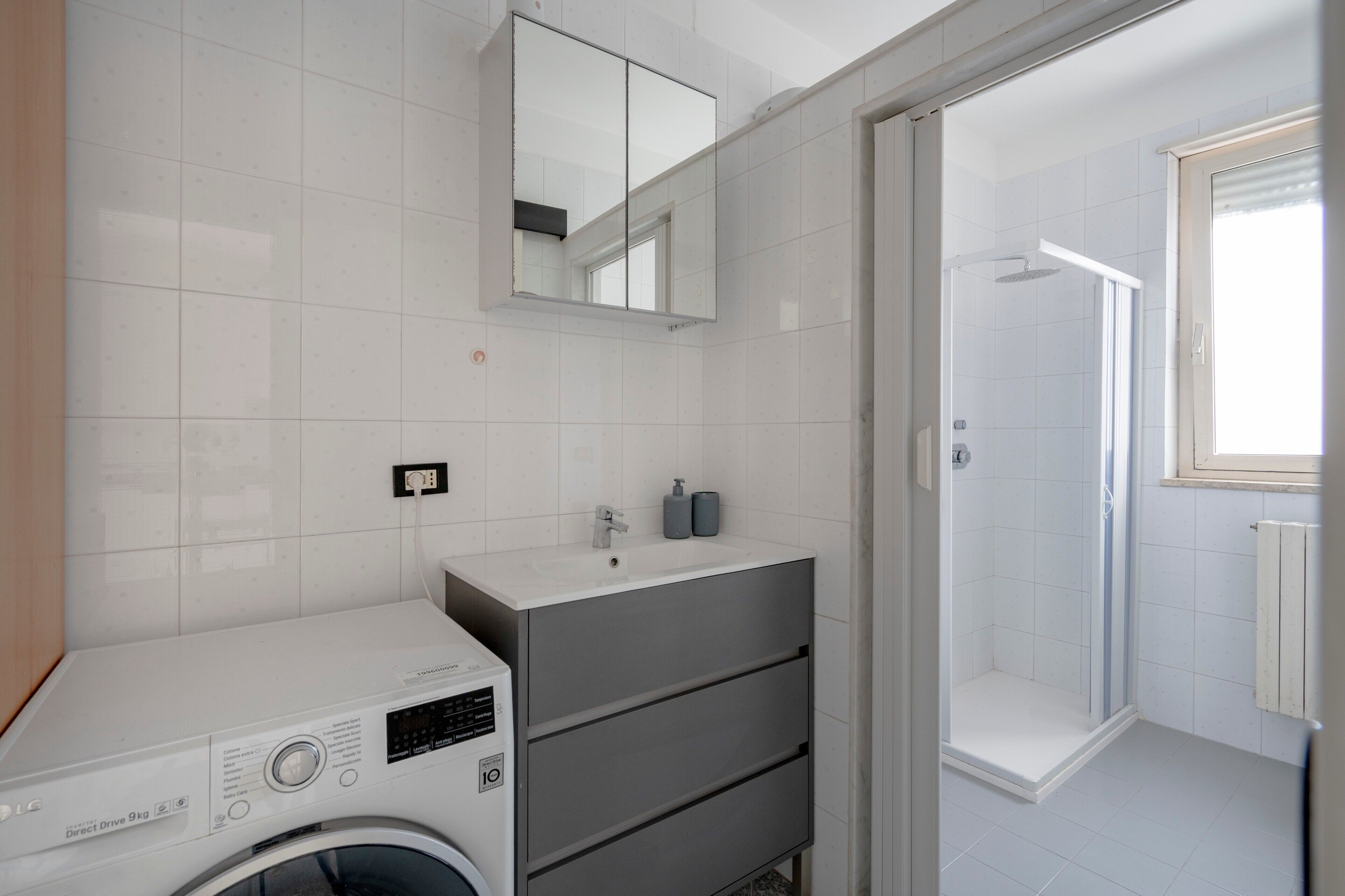 シャワー、タオル