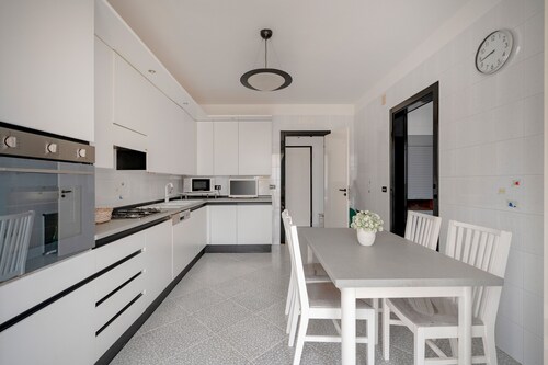 Apartment 'Profumo Di Mare' with Sea View, Wi-Fi, and Air Conditioning