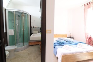 1 bedroom, iron/ironing board, free WiFi, bed sheets - Holiday Home 'Marika A Otranto' with Private Terrace, Wi-Fi and Air Conditioning (Otranto)
