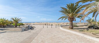 Vacation 'Yumbo Dunas 2' with Shared Pool, Shared Garden and Wi-Fi