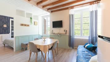 1 habitación y ropa de cama