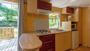 雪櫃、微波爐、爐具、咖啡機/沖茶器