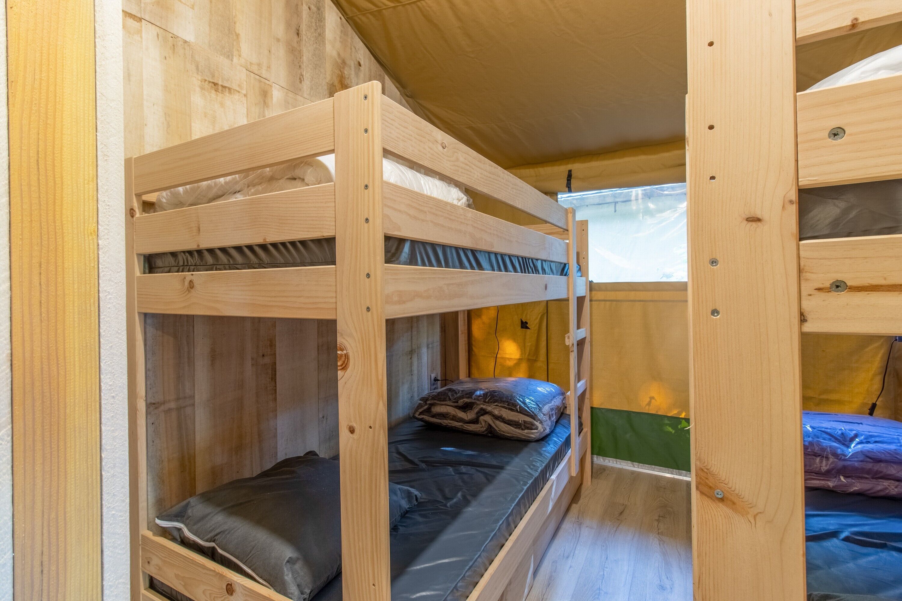 3 camere, Wi-Fi gratuito