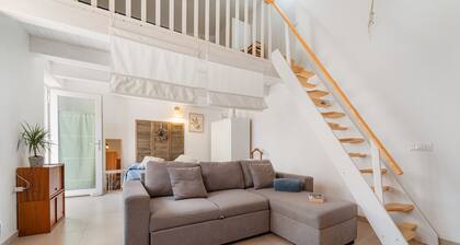 Holiday Home 'Sa Nue' with Private Terrace, Wi-Fi and Air Conditioning