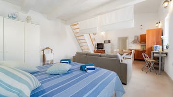 1 bedroom, free WiFi, bed sheets