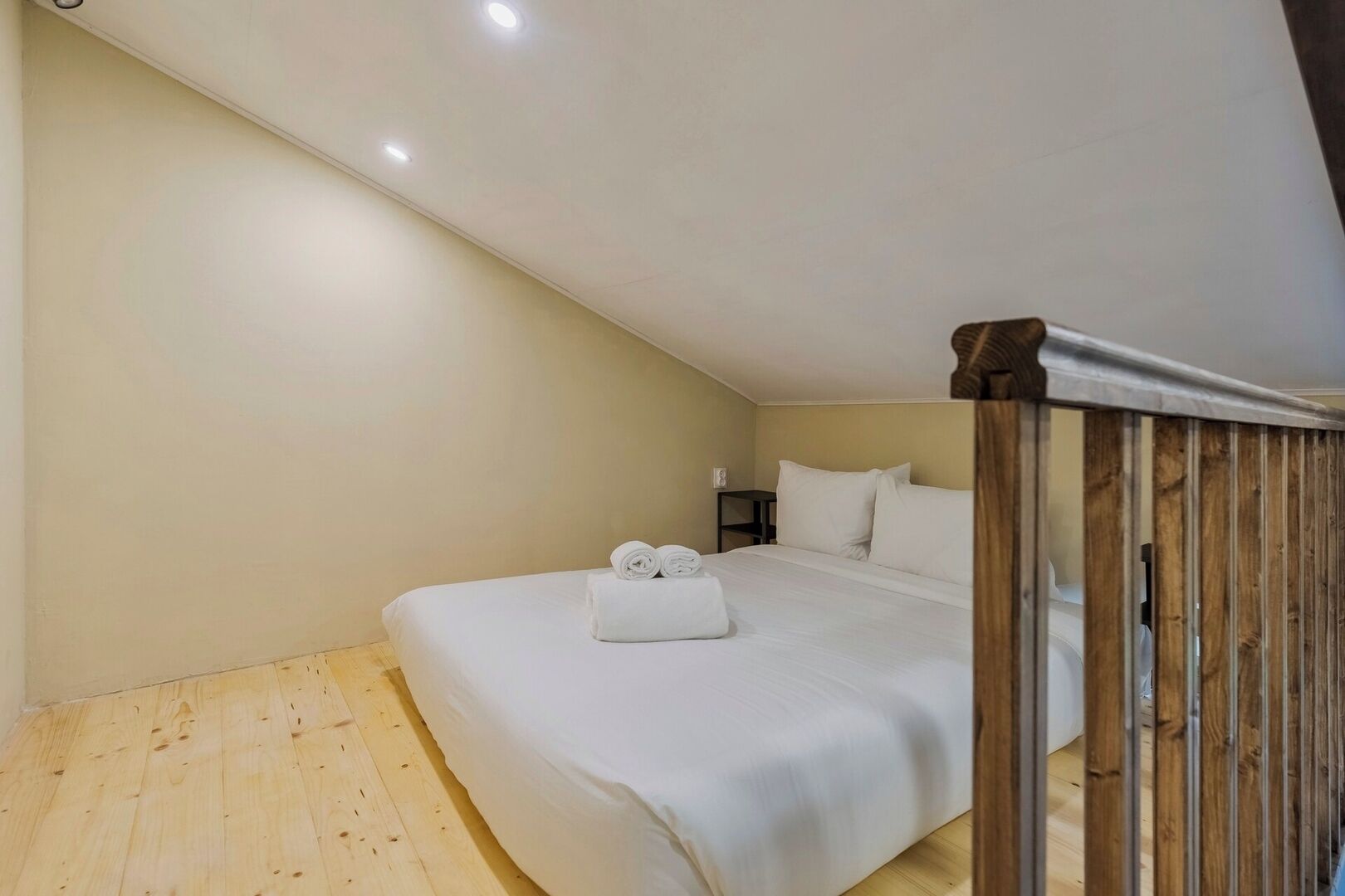 1 bedroom, iron/ironing board, travel cot, WiFi