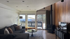 Smart TV, fireplace, DVD player, books - Ski In Ski Out Condo in Girdwood - 
Gorgeous views! Walk to shops & restaurants! (Anchorage)