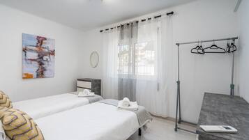 2 Schlafzimmer, Bügeleisen/Bügelbrett, kostenloses WLAN, Bettwäsche