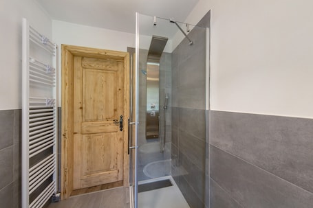 Shower, hair dryer, towels. Ciasa 'Valentina' with Mountain View, Balcony and Wi-Fi