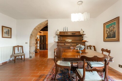 Villa 'Bianca Luce' with Private Pool, Private Terrace and Wi-Fi