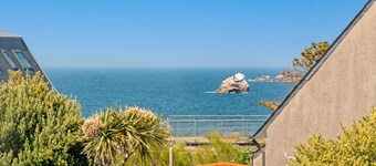 Villa 'La Des Lilas 100m De La Plage' con terraza privada, jardín privado y Wi-Fi