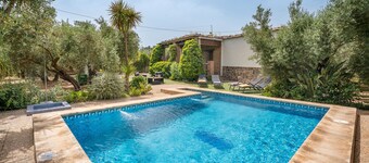 Holiday Home 'Benizarte' with Mountain View, Wi-Fi and Air Conditioning