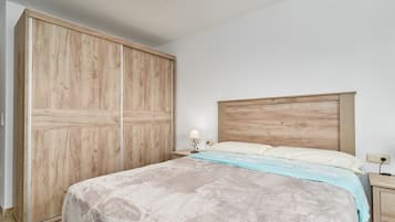 3 sovrum, strykjÀrn/strykbrÀda, gratis wi-fi och sÀngklÀder