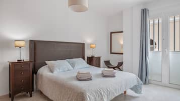 2 slaapkamers, een strijkplank/strijkijzer, gratis wifi, beddengoed