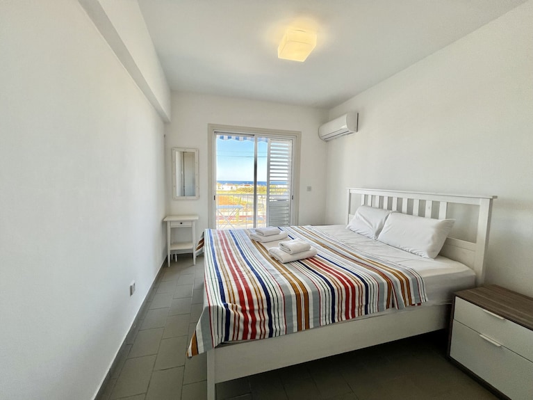 Stay Almyra Apartment - Fig Tree