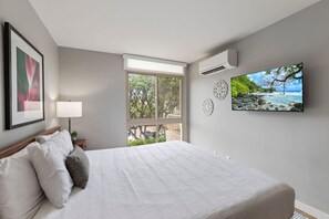 1 bedroom, iron/ironing board, free WiFi, bed sheets - Beachfront Condo in Kihei! (Kihei)