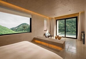 Superior villa, patio, uitzicht op bergen | Een bureau, een laptopwerkplek, gratis wifi