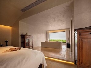 Superior Villa, Patio, Mountain View
