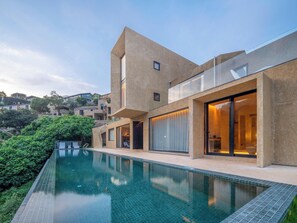 Superior Villa, Patio, Mountain View | Desk, laptop workspace, free WiFi - LuxWild Jilai - Shitang Branch (Taizhou)