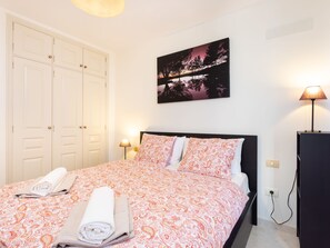 Room - Apartment Nova by Interhome (Palm- Mar)