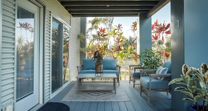 New - Hawaiian Tin Shack