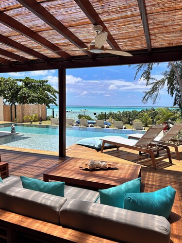 Azure Beachfront Villa 3 bedrooms