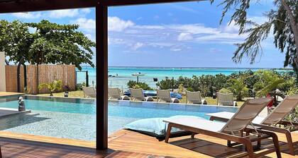 Azure Beachfront Villa 3 bedrooms