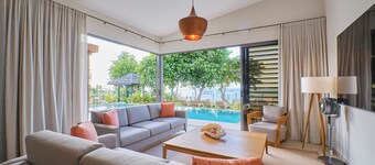 Serenity Beachfront Villa 3 bedrooms