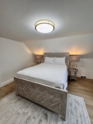 4 bedrooms, iron/ironing board, travel cot, free WiFi