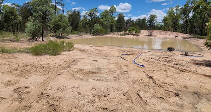 Farmstay off grid cabin with full privacy