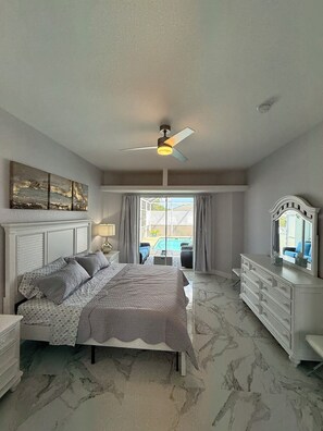 4 bedrooms, desk, iron/ironing board, WiFi