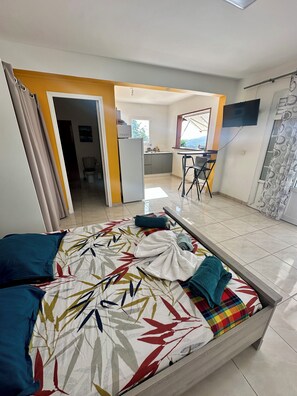 1 Schlafzimmer, Bügeleisen/Bügelbrett, WLAN, Bettwäsche