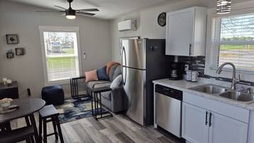 Fridge, stovetop, dishwasher, toaster