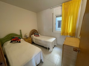 2 camere, ferro/asse da stiro, Wi-Fi gratuito, lenzuola