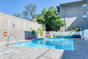 Pool - Blueground | Pasadena, pool & AC, nr Caltech (Los Angeles)