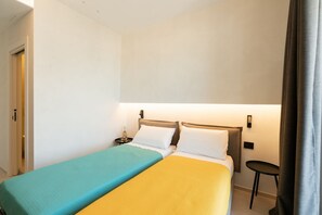 1 chambre, fer et planche à repasser, Wi-Fi, literie fournie
