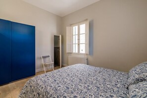 2 bedrooms, iron/ironing board, WiFi, bed sheets - GuestHost - Alley in Santa Caterina (Siena)
