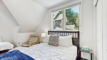 Fer et planche à repasser, accès Internet, draps fournis