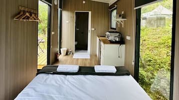 1 habitación, wifi y ropa de cama