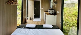 Wild Look Secret Cabin 2 by Tiny Away (野Look秘境小屋2)