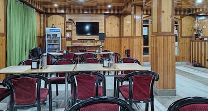 Hotel Kalpa Retreat